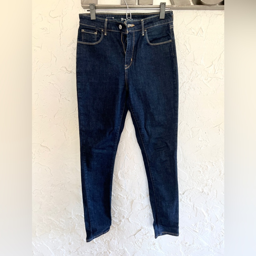 Levi HighRyse wasted skinny jeans